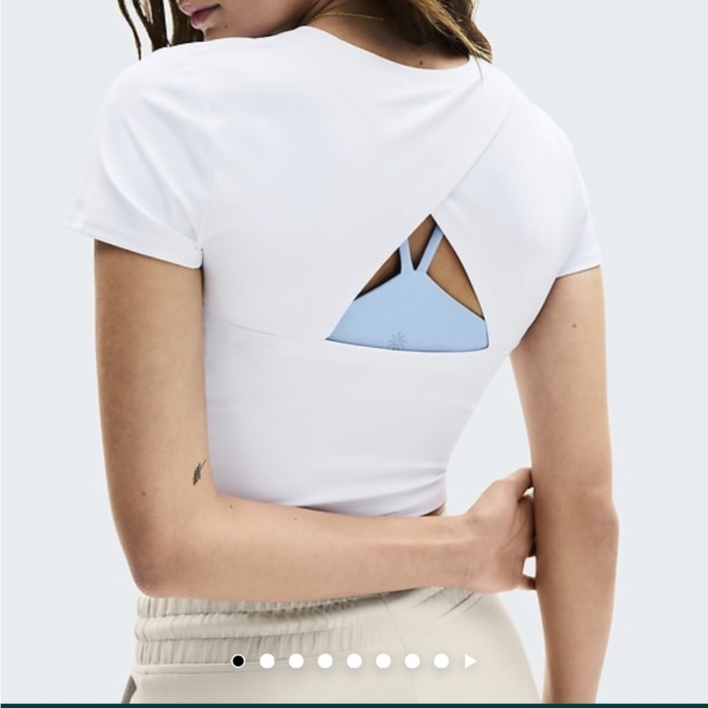 Athleta transcend open back tee.